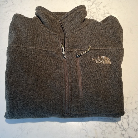 The North Face Other - Greenish brown THE NORTH FACE Men's Fleece Half Zip Pullover Sweatshirt. Sz: M